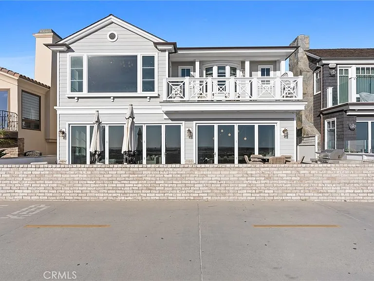 1215 E Balboa Blvd — Photo 7