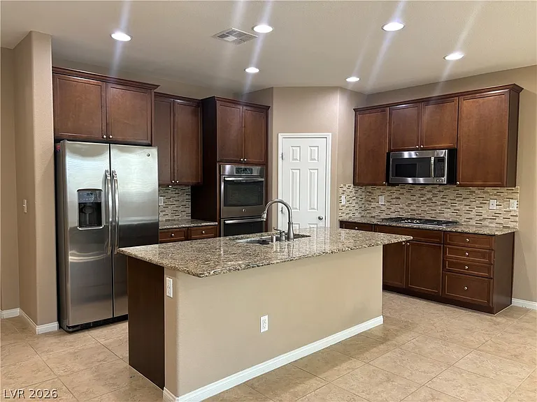 7466 Campbell Ranch Ave — Photo 15