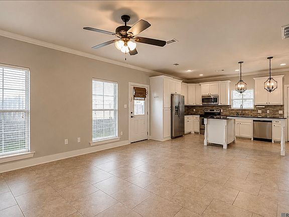 3rd image of 40538 Sagefield Ct