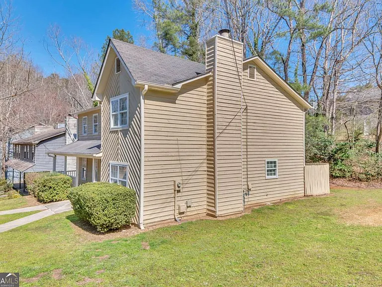 4521 Coopers Creek Cir SE — Photo 24