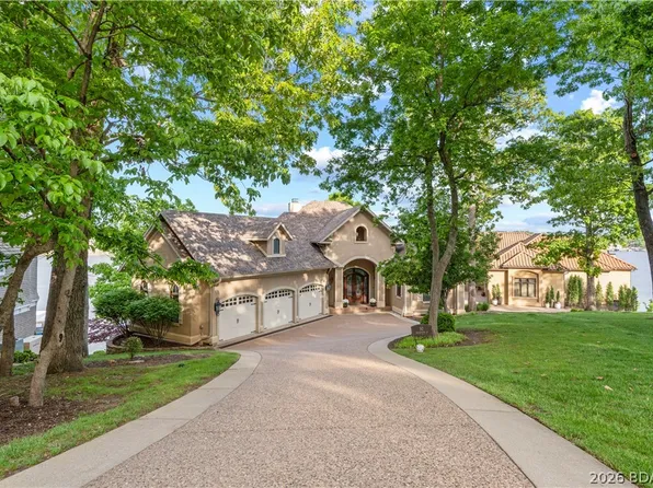 50 Brookhaven Ct, Sunrise Beach, MO 65079