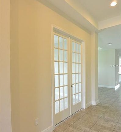 4th image of 5160 Lakecastle Dr