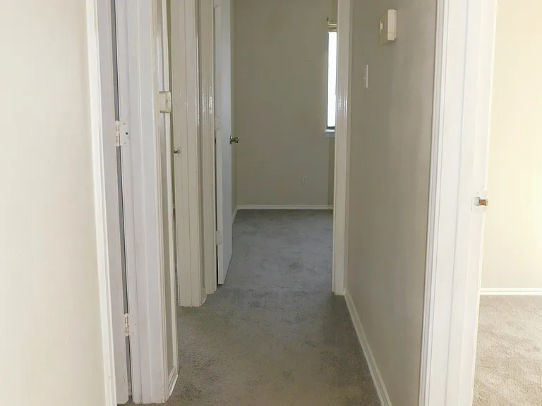 404 Pace Dr — Photo 12