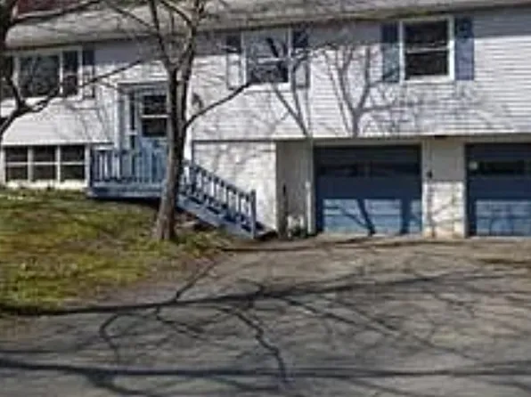 105 Glendale Rd, Amherst, MA 01002