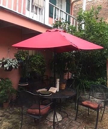 2nd image of 729 Burgundy St