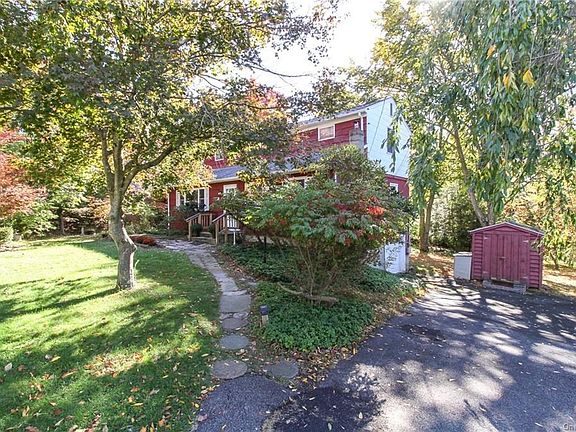 3rd image of 26 Colonel Glenn Dr
