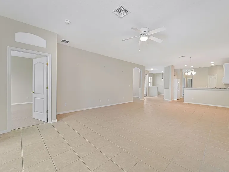 13679 Martone Ct — Photo 10