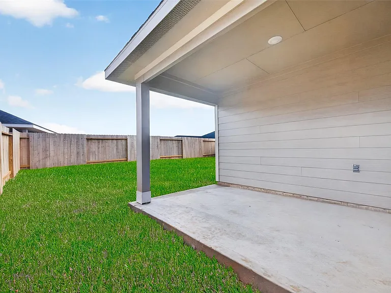 31210 Carmelas Landing Dr — Photo 41
