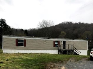 1533 Meadow Bridge Rd, Meadow Bridge, WV 25976