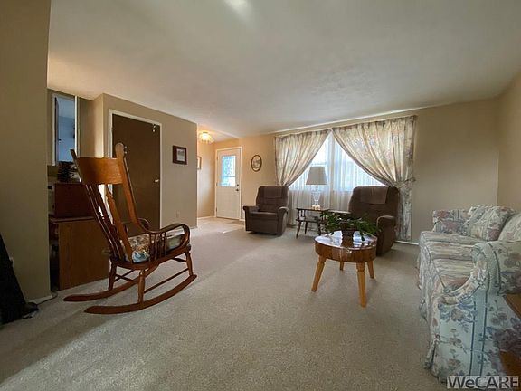 3rd image of 5319 River Trail St