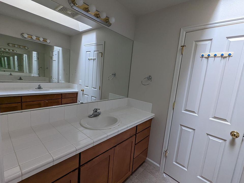 1st image of 15182 SE 54th Pl