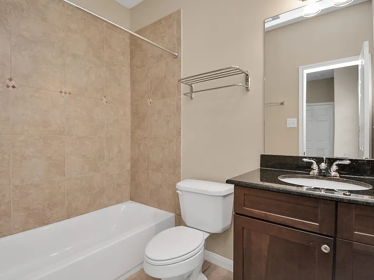 1137 W 24th St #A — Photo 34