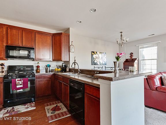 3rd image of 361 S Litchfield Dr #361