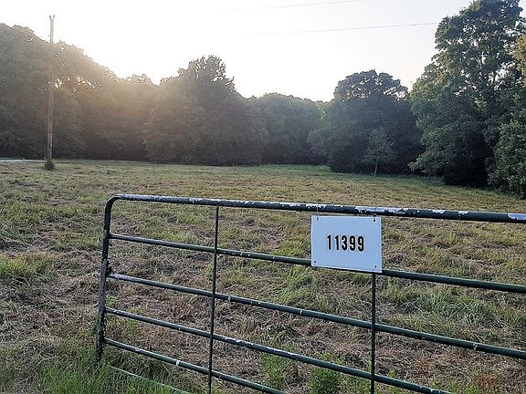 3rd image of 11399 County Road 4019
