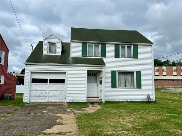 740 Pershing St, Ellwood City, PA 16117