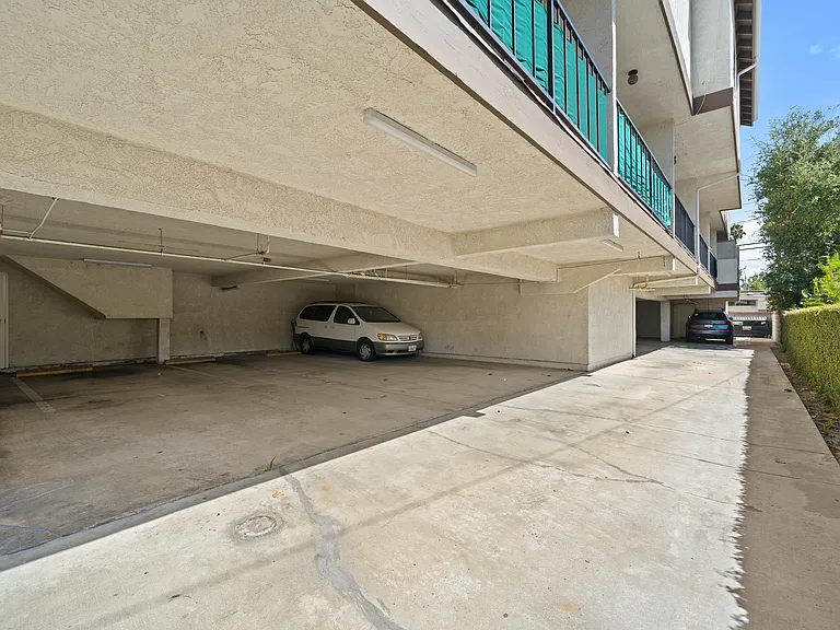 732 W Dryden St #C — Photo 14
