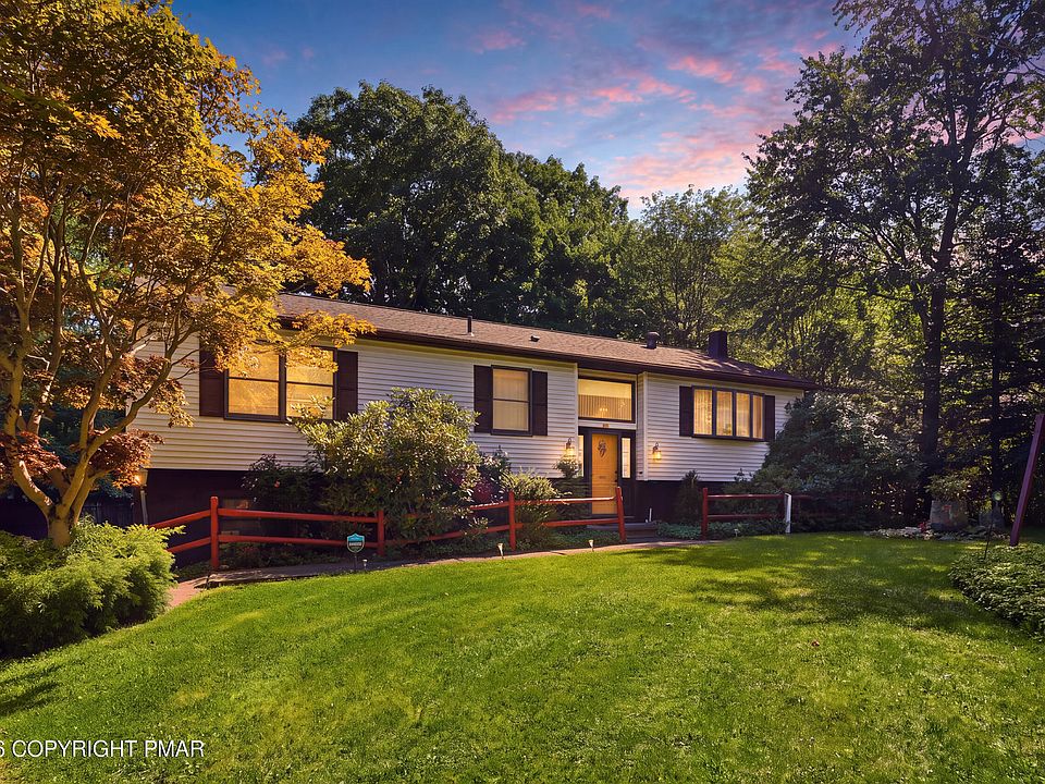1st image of 3 Devonshire Ln