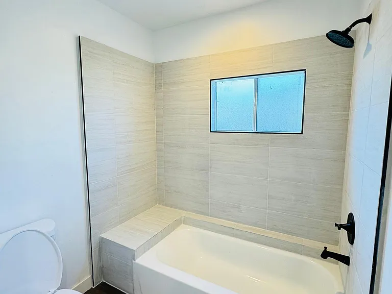 1235 N Vista St #1235 — Photo 7