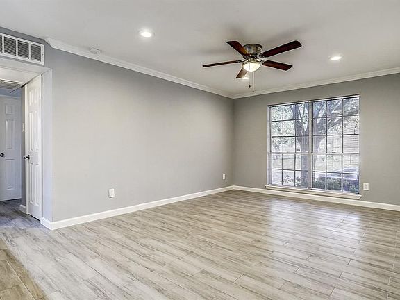 4th image of 7703 Moonmist Dr APT B