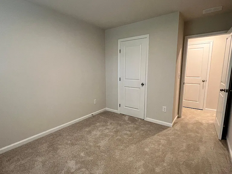 243 Christiana Ln #B — Photo 46