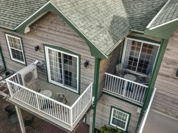 222 Ark Ln #4, Saint George's Parish, PE C0A 2B0