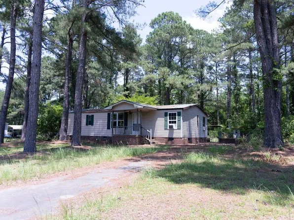1175 Pond View Dr., Manning, SC 29102