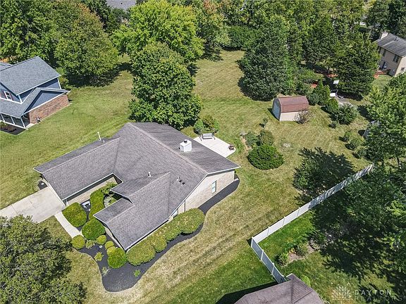 3rd image of 2321 Hunterglen Ct