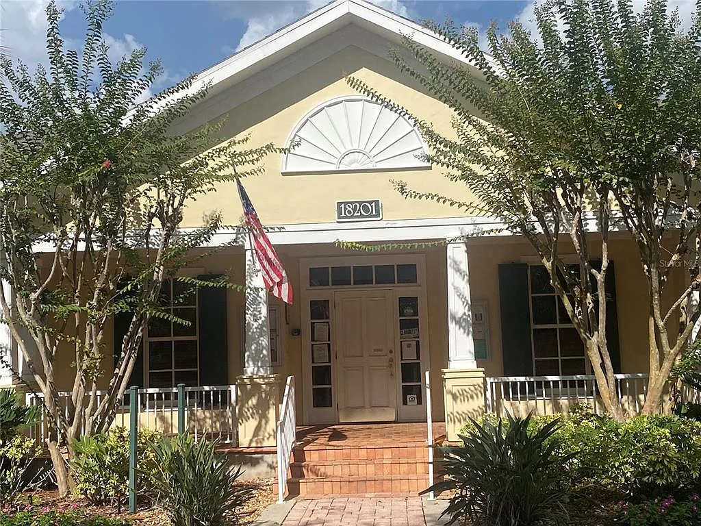 2 bed, 2.0 bath, 1205 sqft, $1,450 — Photo 3