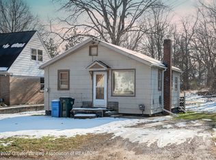 122 E Howe Ave, Lansing, MI 48906
