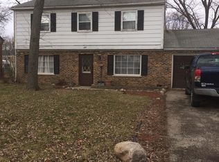 189 S Pinecrest Rd, Bolingbrook, IL 60440