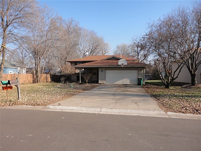 1st image of 3104 Payne Ave