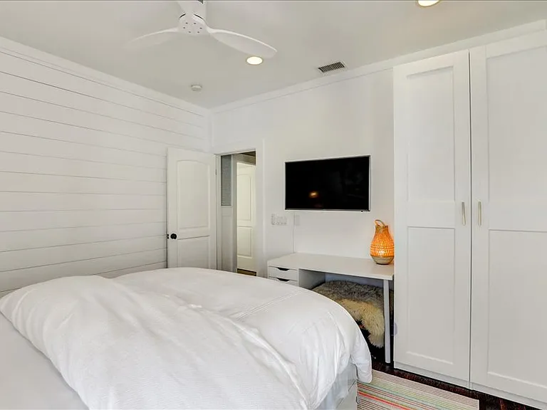 425 1/2 Fernleaf Ave #B — Photo 26