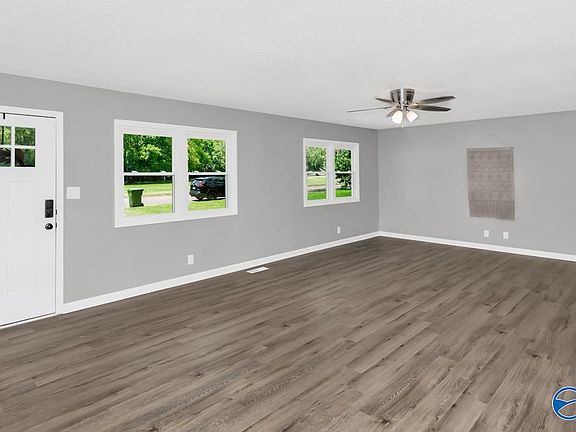 3rd image of 2406 Shady Lane Dr NW