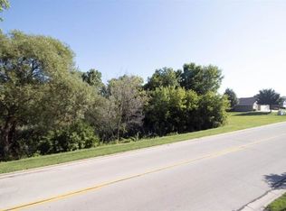 2071 Klondike Rd, Green Bay, WI 54311