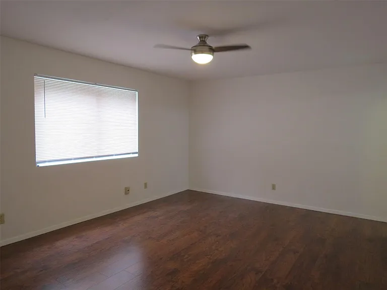6803 Rearden Rd — Photo 17