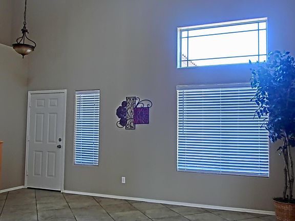 3rd image of 16817 W MESQUITE Street
