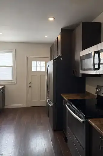 5 bed, 2.0 bath, $3,400 — Photo 3