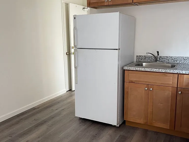Dixon Townhouse — Photo 66