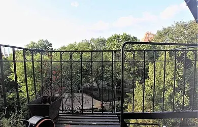 Rented by Metropolitan Property Group