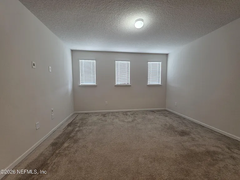 4537 Pine Ridge Pkwy — Photo 13