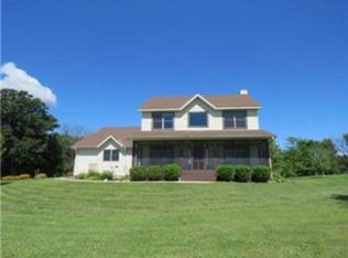 9432 10th St SW, Howard Lake, MN 55349