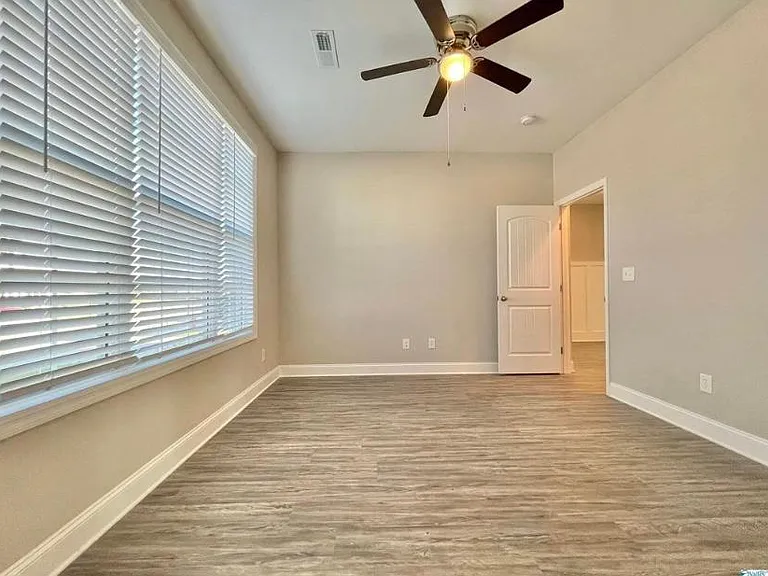 102 James Parcus Cir — Photo 36