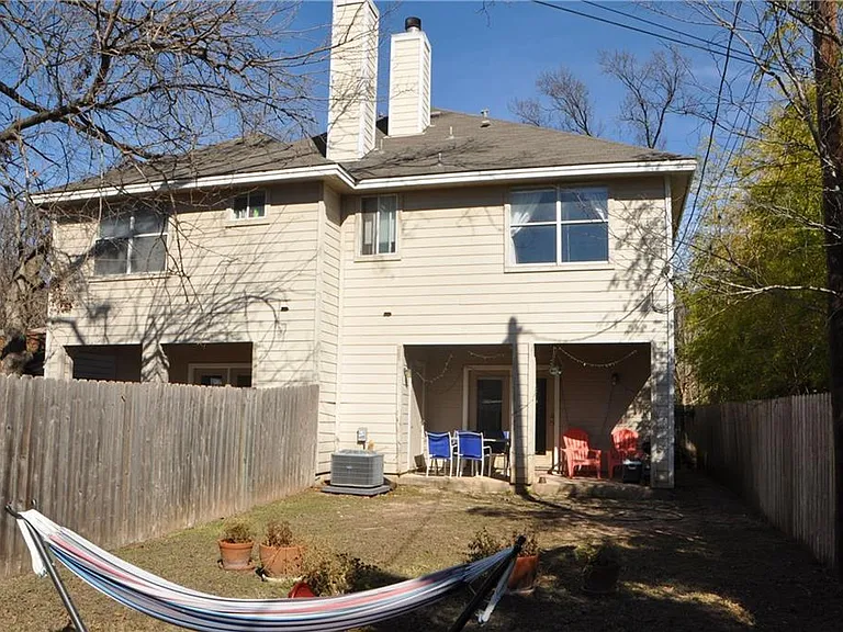 609 E 49th St #A — Photo 26