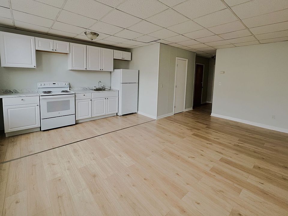 2nd image of 344 North St #5