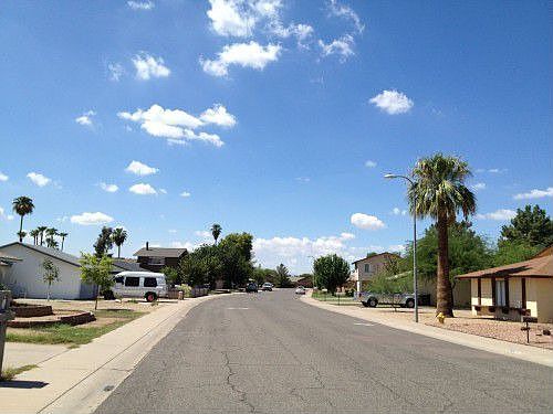 5th image of 5613 W Townley Ave