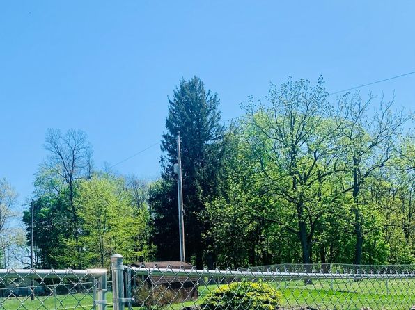 2038 E Harrisburg Pike, Middletown, PA 17057