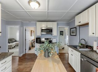8 Peck Ave Floor 2, Plymouth, MA 02360