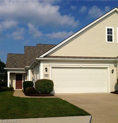 1st image of 452 Edge Park Ln