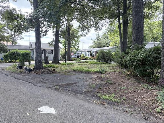 2nd image of 35698 Magnolia Rd #17