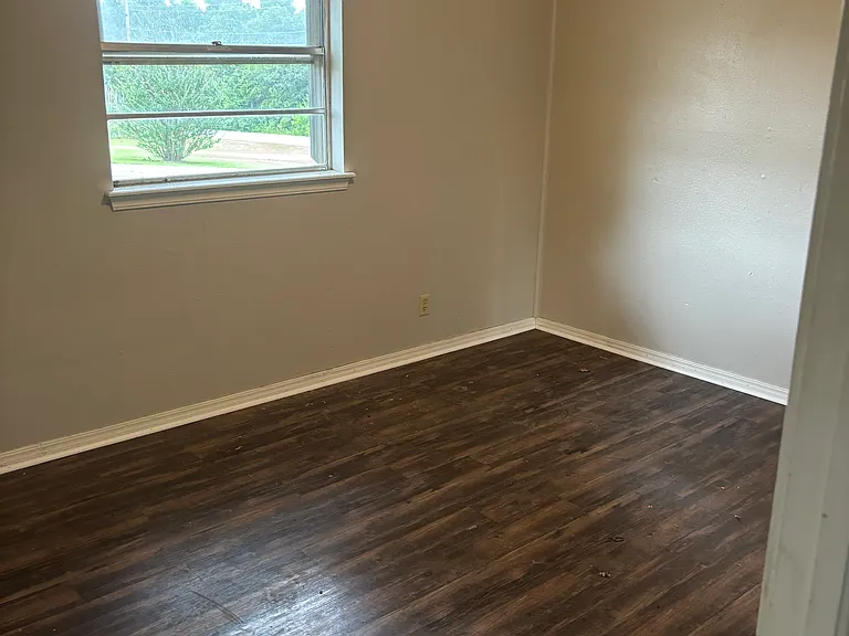 1505 N Indian Meridian Rd — Photo 15
